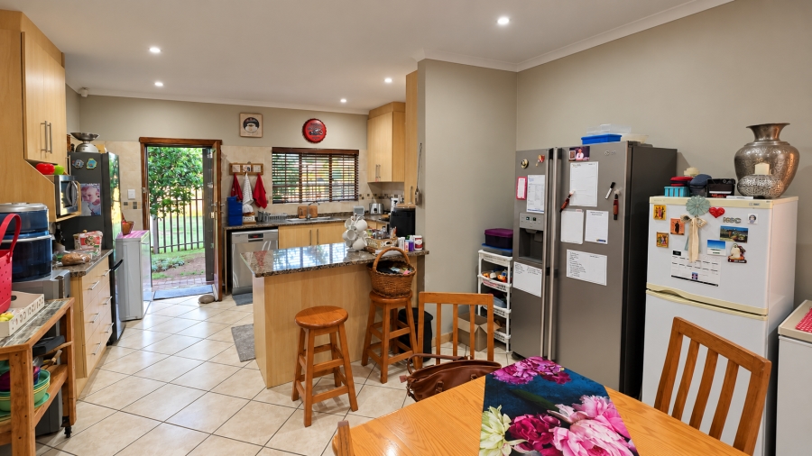 3 Bedroom Property for Sale in Waterkloof East North West